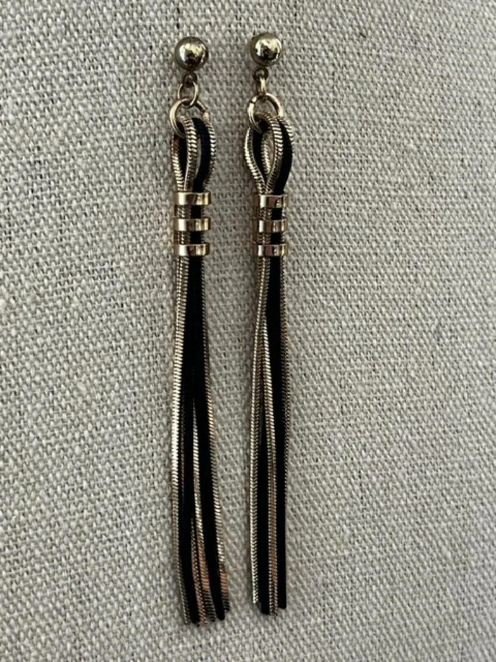 Chain Fringe Dangle Earrings Gold Black